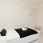 Perrissol Yourhosthelper Appartement *