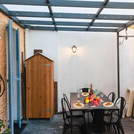 Perrissol Yourhosthelper *